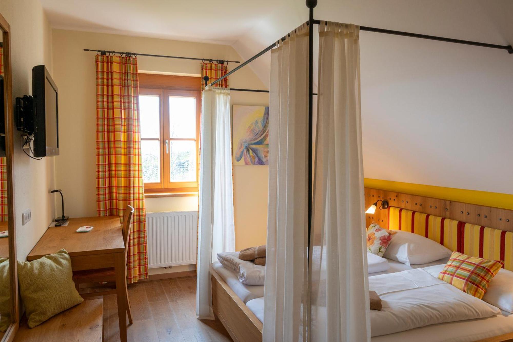 Winzerzimmer Scharl Sankt Anna am Aigen Ngoại thất bức ảnh